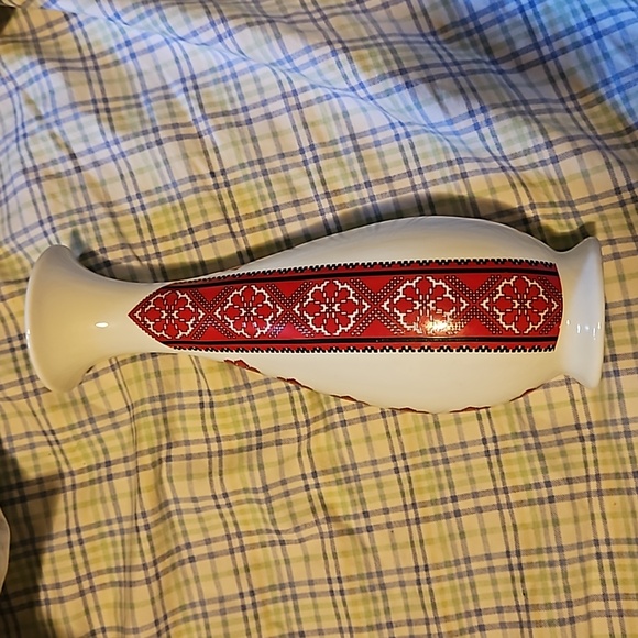 Beautiful vintage Ukranian design funnel vase - Picture 2 of 8